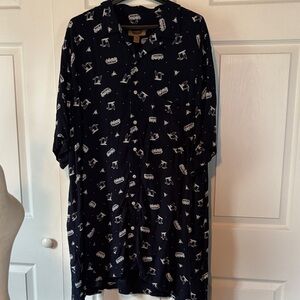 The Foundry Supply Co. Dark Blue Graphic Men's Shirt for Tall Men or tuckers